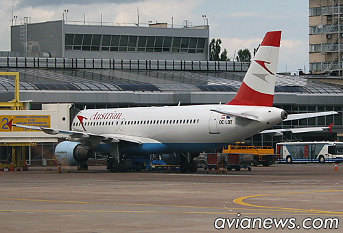  Austrian Airlines    