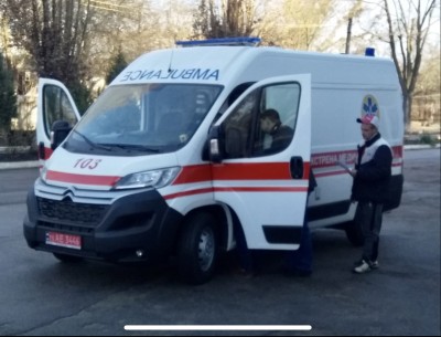 2EF50C89-5DE6-449B-AD34-B0C4DA4D4384.jpeg (378.2 Кіб) Переглянуто 3283 разів Також в минулому році придбана автівка медичної допомоги Медсанчастини Академії, що також задіяна до чергування на льотовищі!