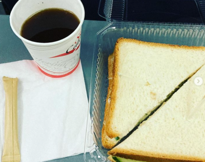 Screenshot_807.png (941.2 Кіб) Переглянуто 4669 разів Сендвіч з куркою. (Фото: instagram Арсен Мірзоян)