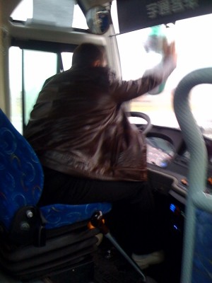 bus2.jpg