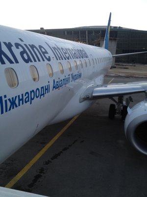 IMG_1257.JPG (178.93 Кіб) Переглянуто 13328 разів Embraer 190