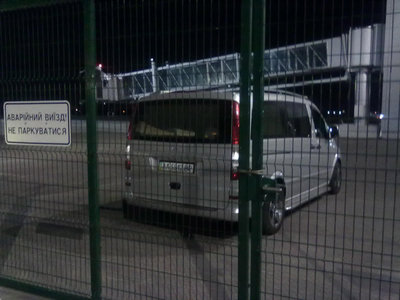 noparking.jpg
