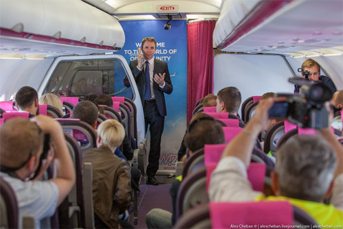  ,  Wizz Air