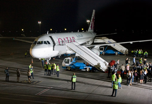 Самолет Airbus A320 Qatar Airways в Киеве