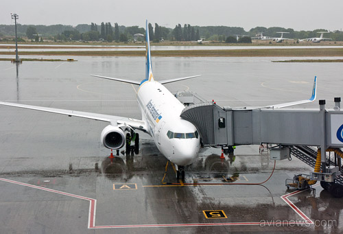 Новый Boeing 737-800 МАУ, который поступил с завода