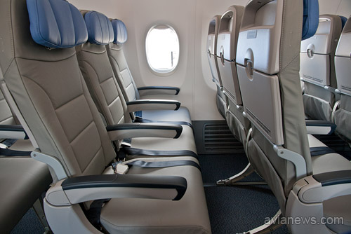   Boeing 737-800     ,        