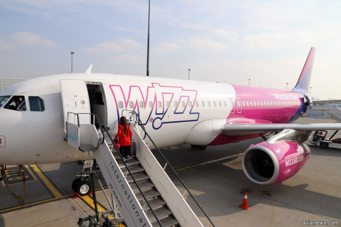 Wizz Air Airbus A320 plane at the airport