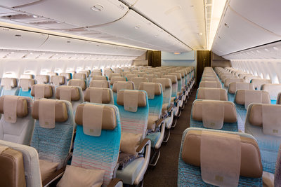 emirates777_economy.jpg