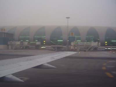 Dubai airport. Terminal!.JPG