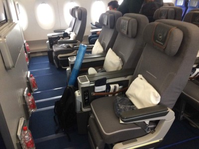 LH Premium Economy seat.JPG