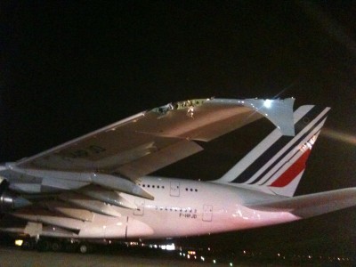 JFK1_A380_wing.jpg