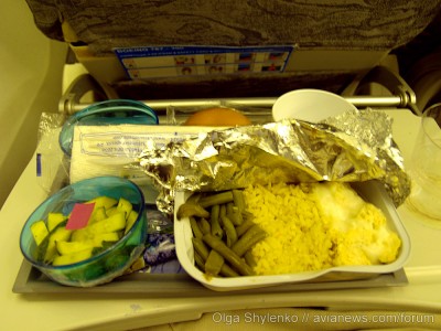 aerosvit_kiev_dehli_meal.jpg