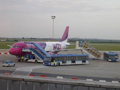 наша пташка підрулила, пора до гейту!