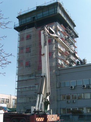 башня