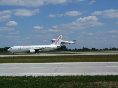 Air Europa- Boeing B737 -800 (EC-HJP) ,  Enter Air - Boeing B737 -400  (SP-ENC)