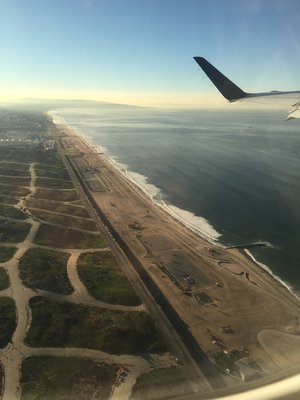 Злетіли з LAX. Пляж Доквір та Тихий Океан