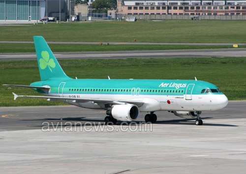 Самолет Airbus A320 авиакомпании Aer Lingus в аэропорту Варшава