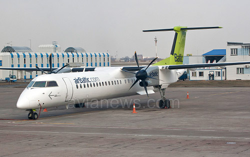   airBaltic      1,4 .  (2,5 . .)