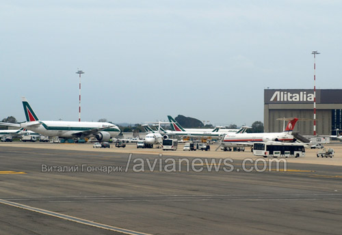  Alitalia   2013      - ,      