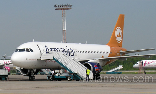        Sukhoi Superjet 100 (SSJ 100)