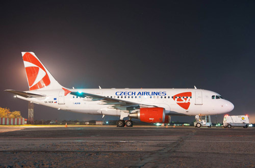Самолет Airbus A319 Czech Airlines в аэропорту Одесса