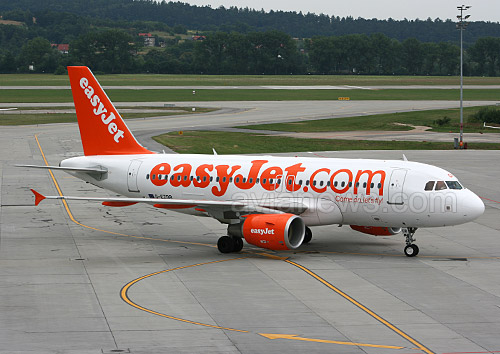  - easyJet   400        