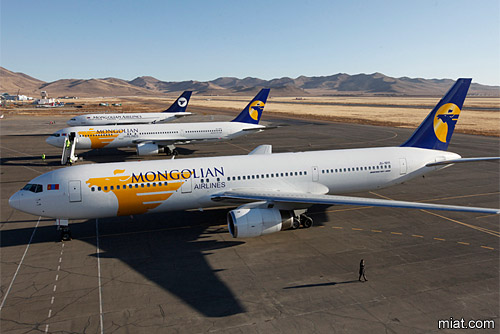 Самолеты авиакомпании MIAT Mongolian Airlines