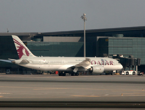 Самолет Qatar Airways в Дохе