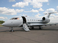  Canadair Challenger 604  Bombardier