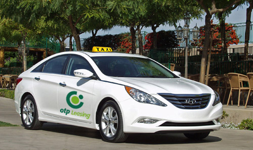 Аэропорт Борисполь получит в лизинг 110 автомобилей D-класса Hyundai Sonata для собственной службы такси.