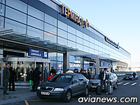 Роза Ветров все же переходит в новый терминал в Борисполе