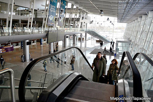 До конца апреля в новый терминал аэропорта Львов переведут свои международные рейсы авиакомпании АэроСвит, Ютэйр и Czech Airlines