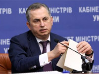 Борис Колесников во время пресс-конференции