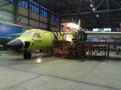 Собранный Ан-132 в Киеве
