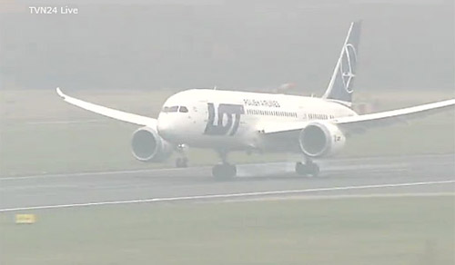Первая посадка Boeing 787 авиакомпании LOT в аэропорту Варшава