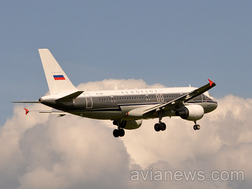 Airbus A320 Аэрофлота в гибридной ливрее в ретро-стиле