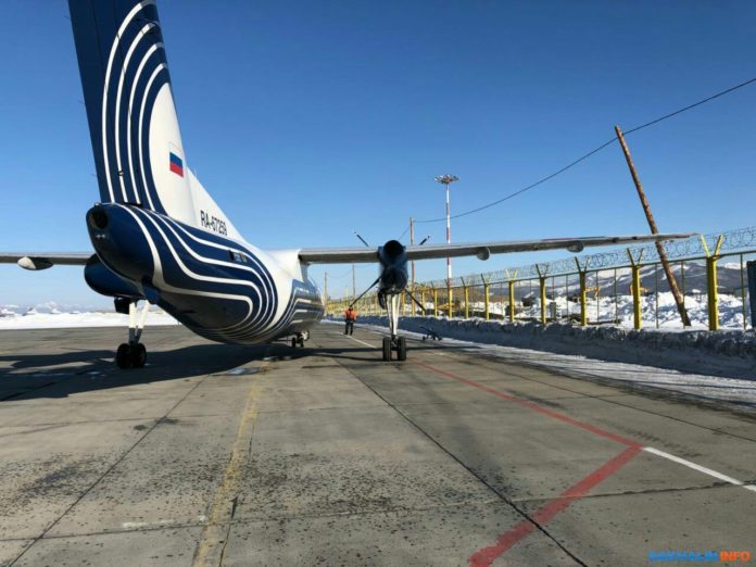 Самолет DHC-8-200 авиакомпании 