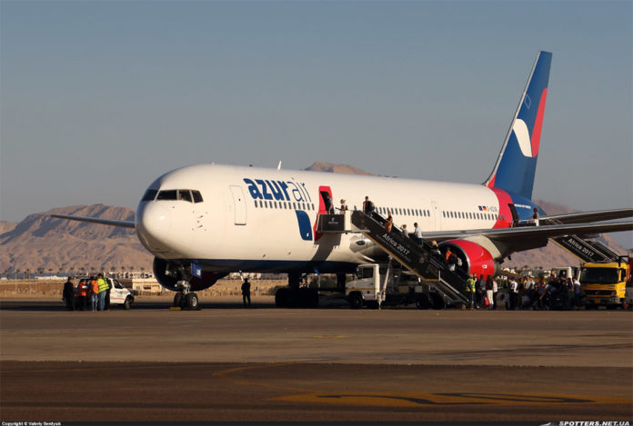 Boeing 767 немецкой Azur Air