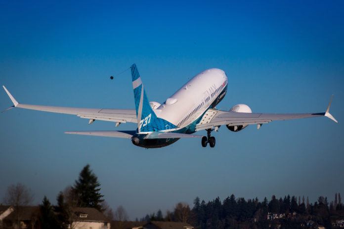 Первый взлет Boeing 737 MAX 7