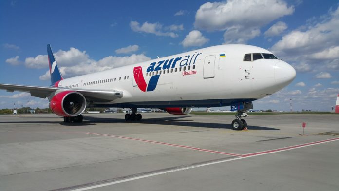 Boeing 767-300 Azur Air Ukraine UR-AZC