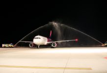 Встреча во Львове первого рейса Wizz Air из Лондона