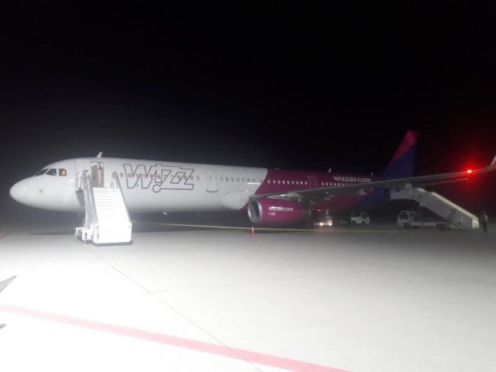 A321 Wizz Air в аэропорту Львов