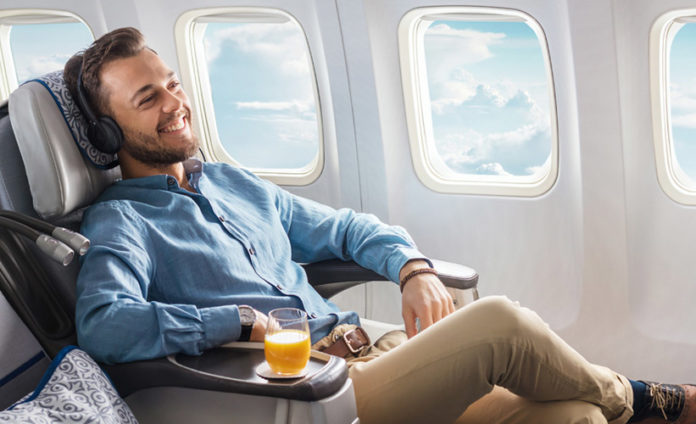 Бизнес-класс в самолете Air Astana. Фото авиакомпании