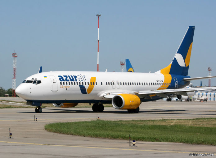 Boeing 737-800 авиакомпании Azur Air Ukraine