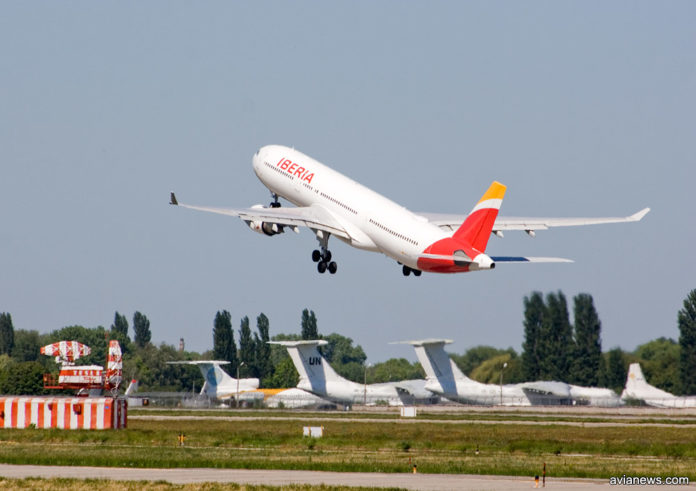 Взлет Airbus A330 Iberia