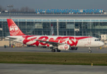 Airbus A320 Ernest Airlines в аэропорту Львов