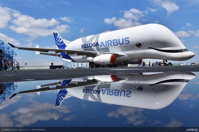 Первая BelugaXL после выкатки из покрасочного цеха