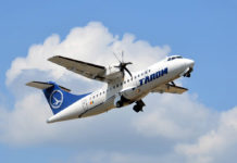 Самолет ATR 42 авиакомпании TAROM