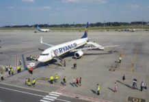 Встреча первого рейса Ryanair из Берлина в аэропорту Борисполь