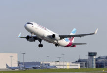 Взлет самолета Airbus A320 Eurowings. Фото: аэропорт Дрездена